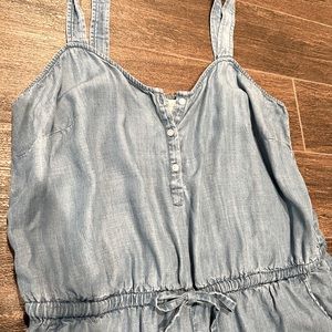 Loft Wide legged pant romper in light weight denim.